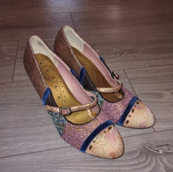 KENZIE wedgies 8.5 - Picture 1 of 5